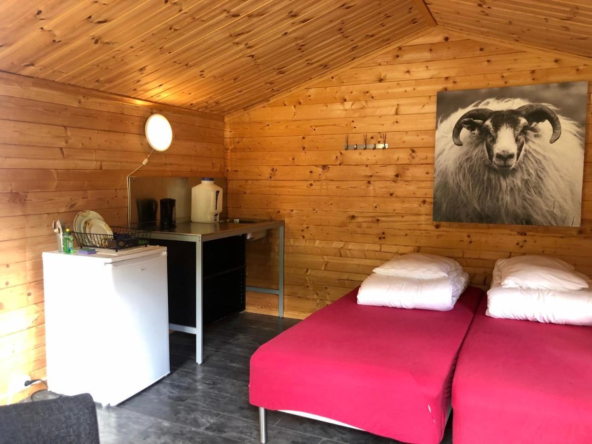 Dalen Gaard Camping Og Hytter Geiranger Esterno foto