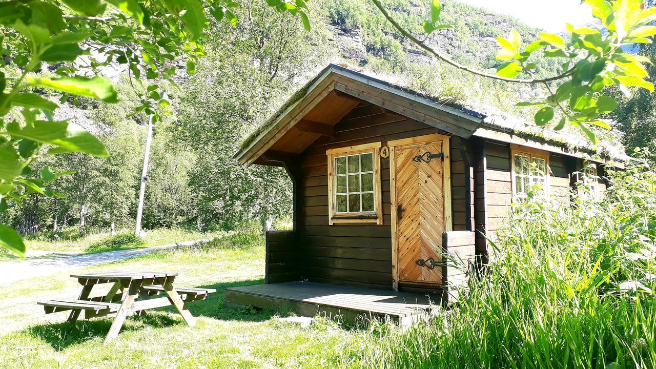 Dalen Gaard Camping Og Hytter Geiranger Esterno foto